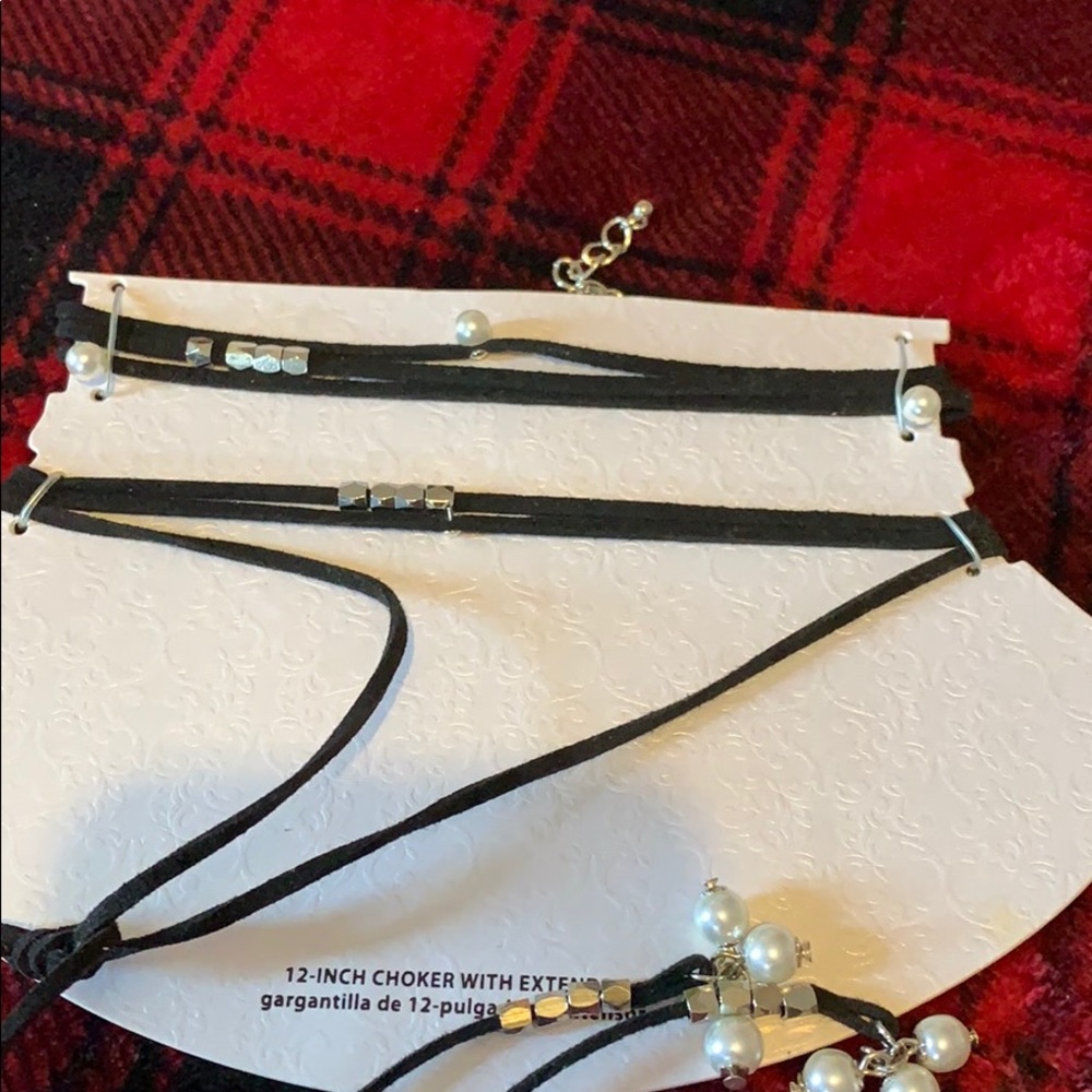 Chocker - Picture 3 of 3
